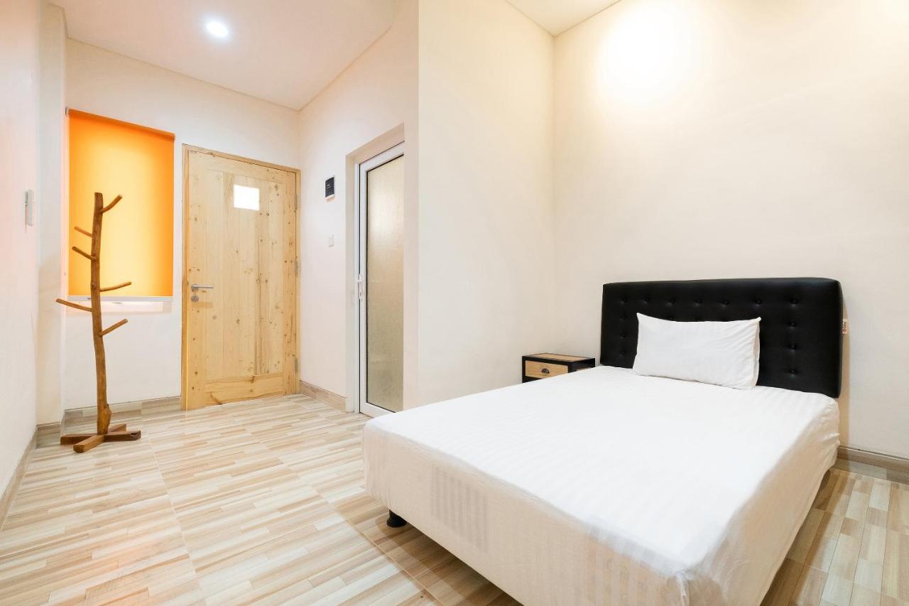 Hotel Oyo Life 2801 Sari Panguripan Kejayan Esterno foto